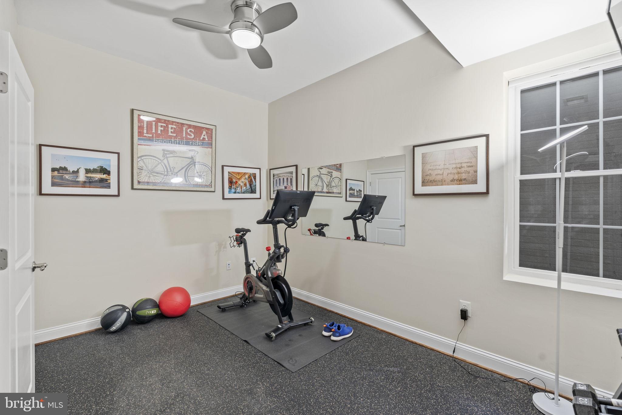 HILLMEAD - Residential