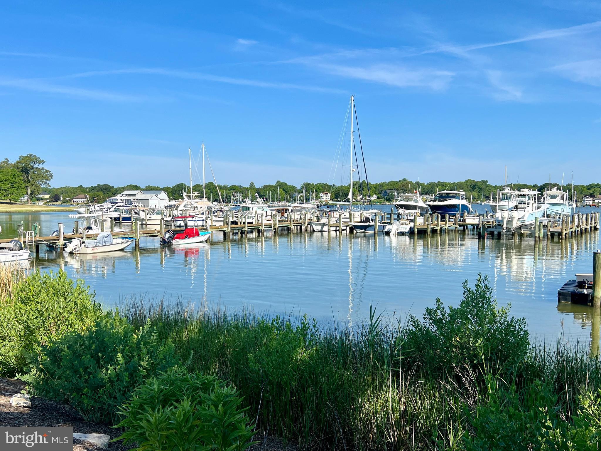 FISHING CREEK FARM - Residential