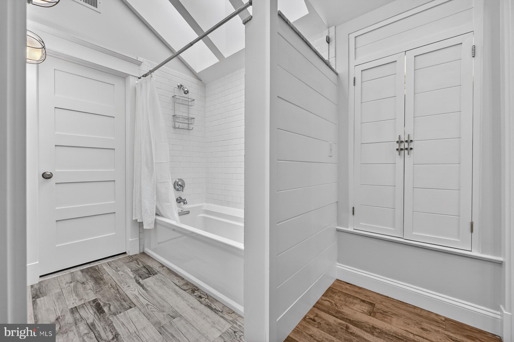 FISHING CREEK FARM - Residential