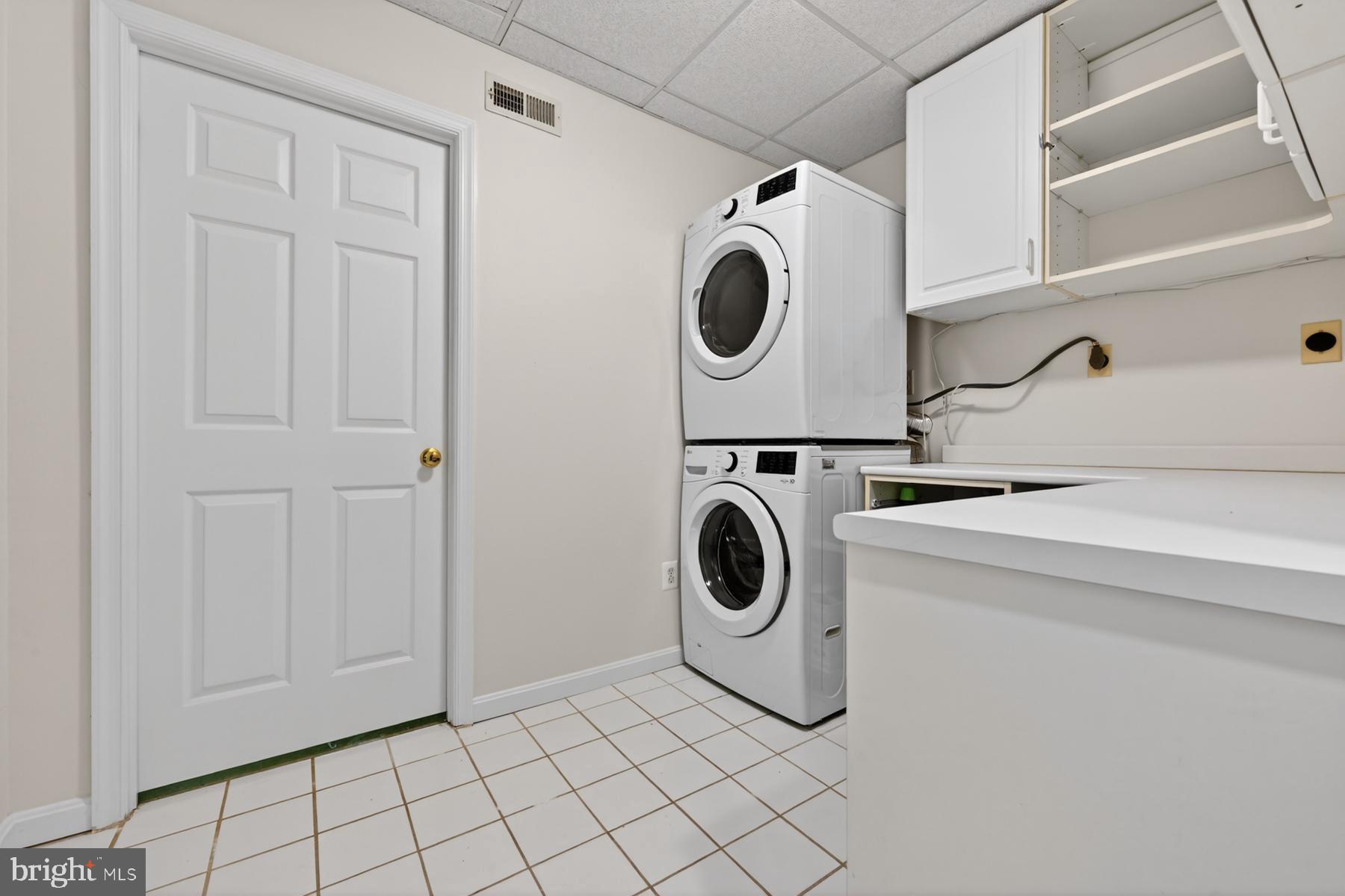 FISHING CREEK FARM - Residential