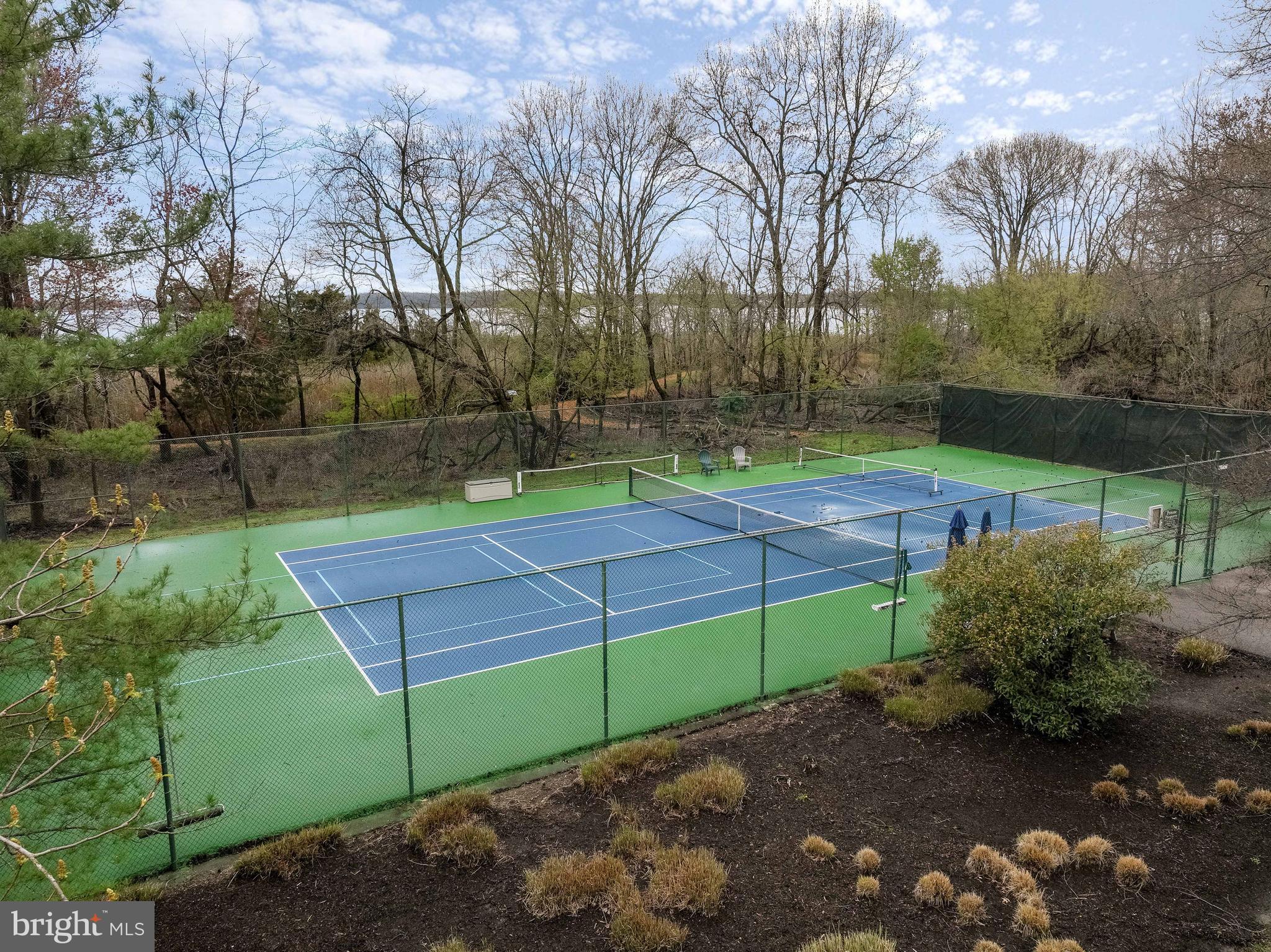 FISHING CREEK FARM - Residential