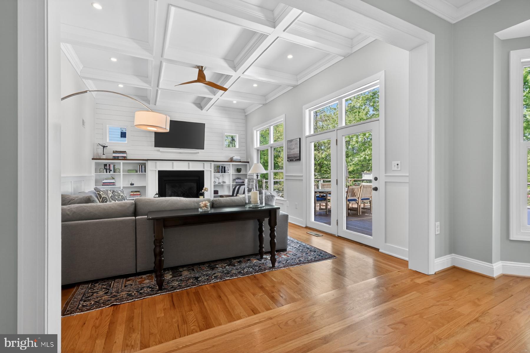 FISHING CREEK FARM - Residential