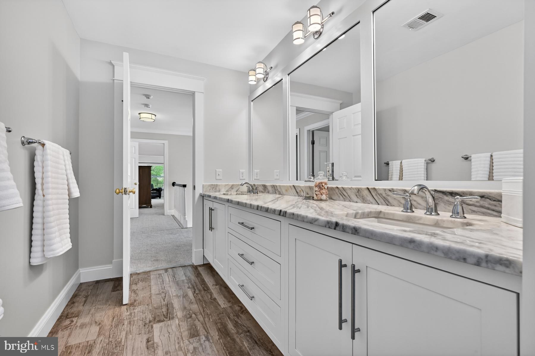 FISHING CREEK FARM - Residential