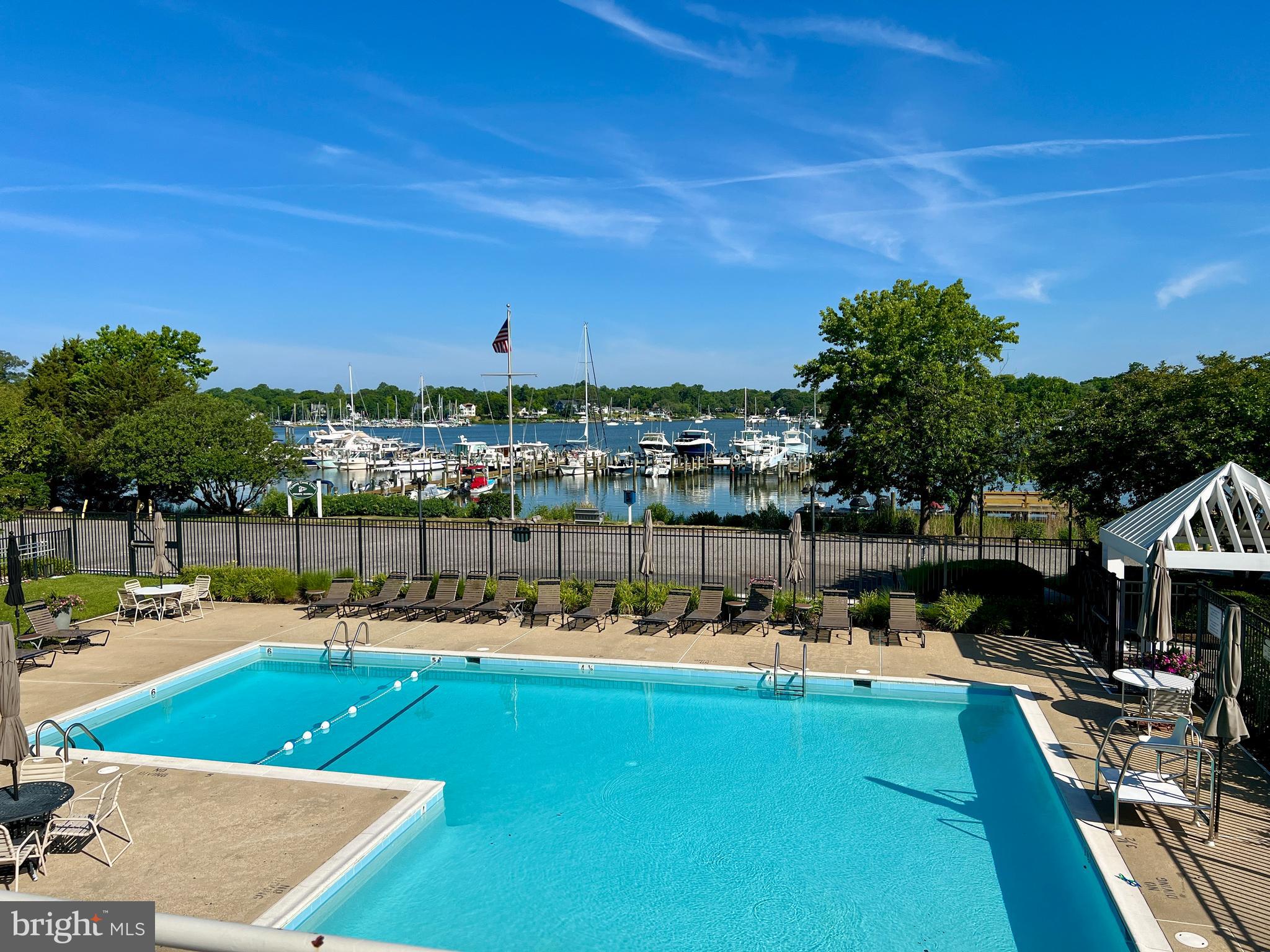 FISHING CREEK FARM - Residential