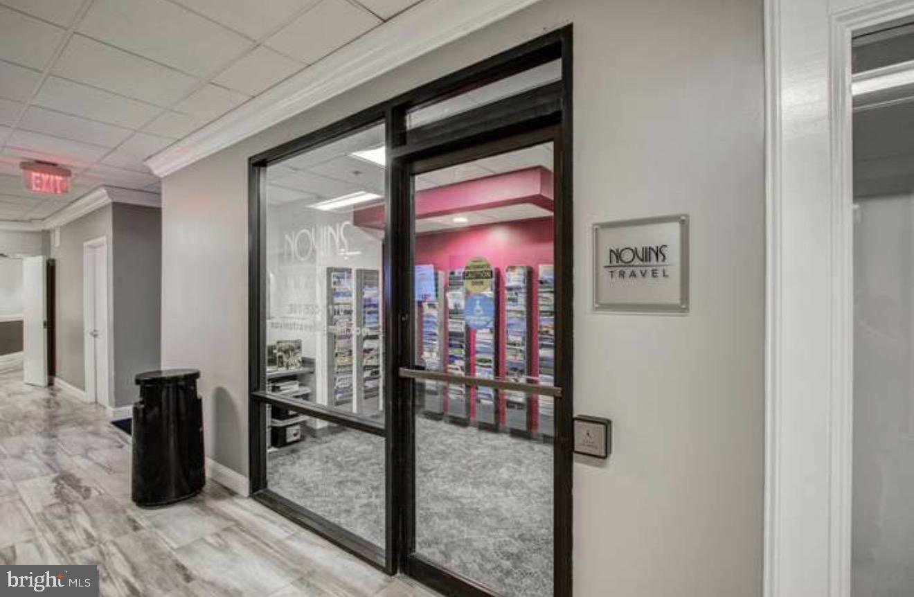 PROMENADE TOWERS - Residential