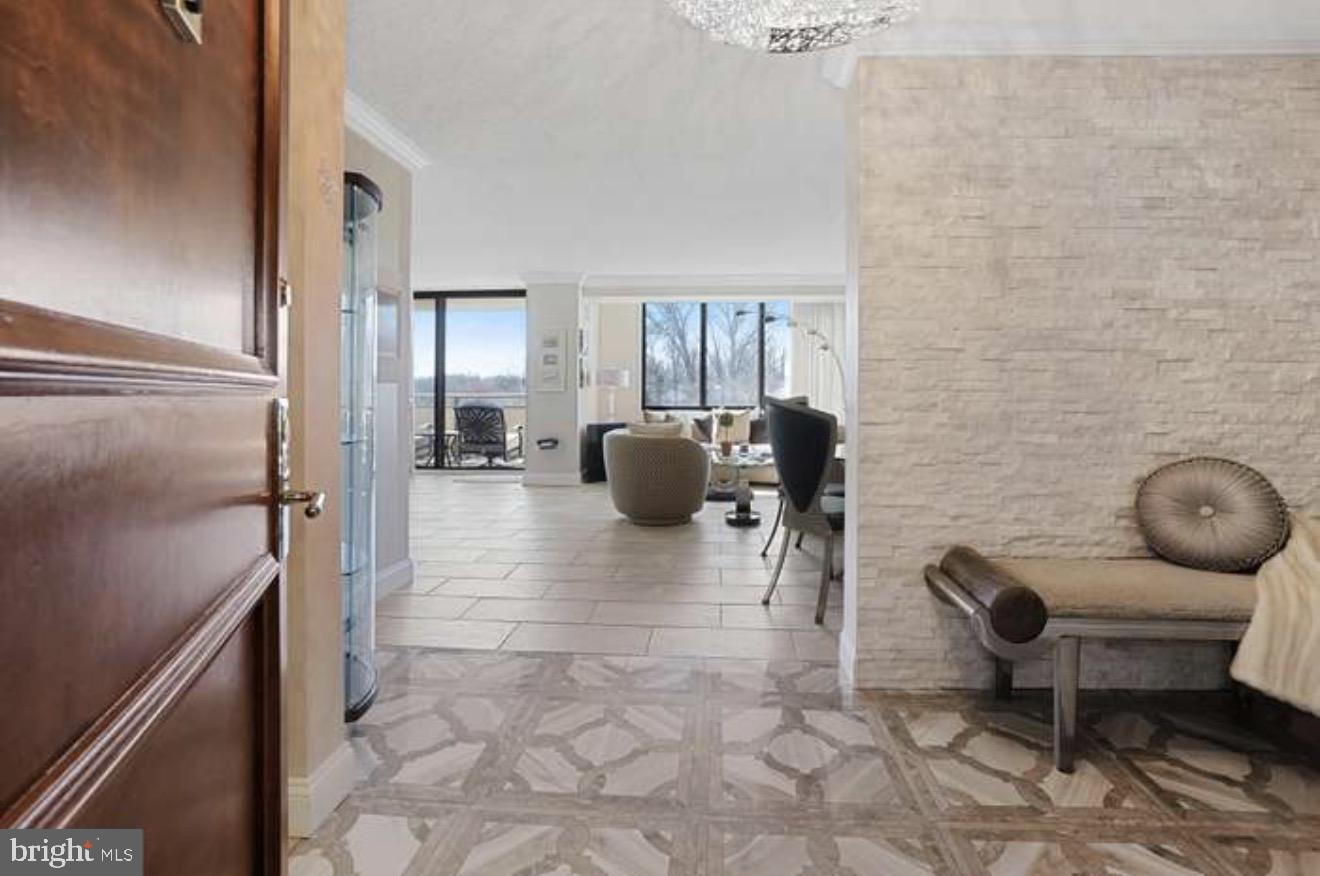 5225 POOKS HILL ROAD 620S