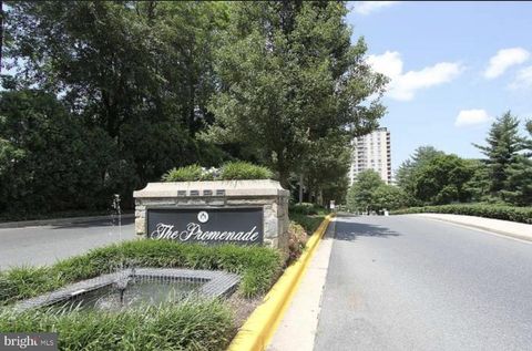 Photo of 5225 Pooks Hill Road #620S, BETHESDA, MD 20814 (MLS # MDMC2217678)