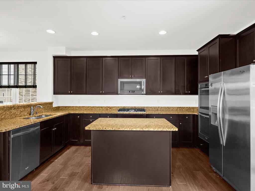 BRIGHTON PLACE - Residential