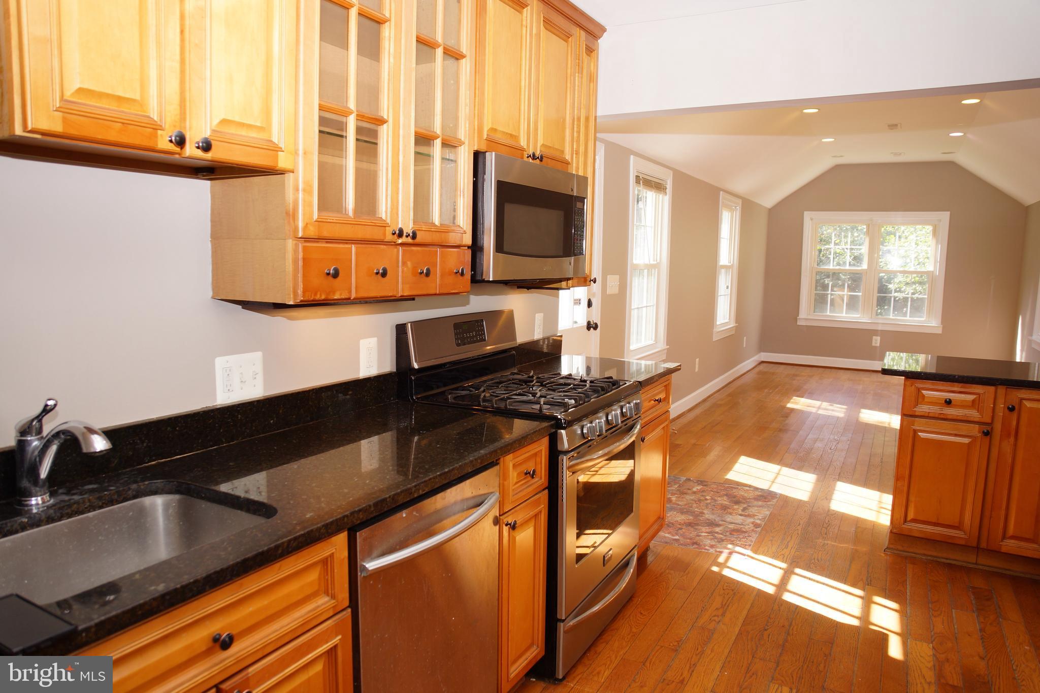 ROCKCREST - Residential Lease