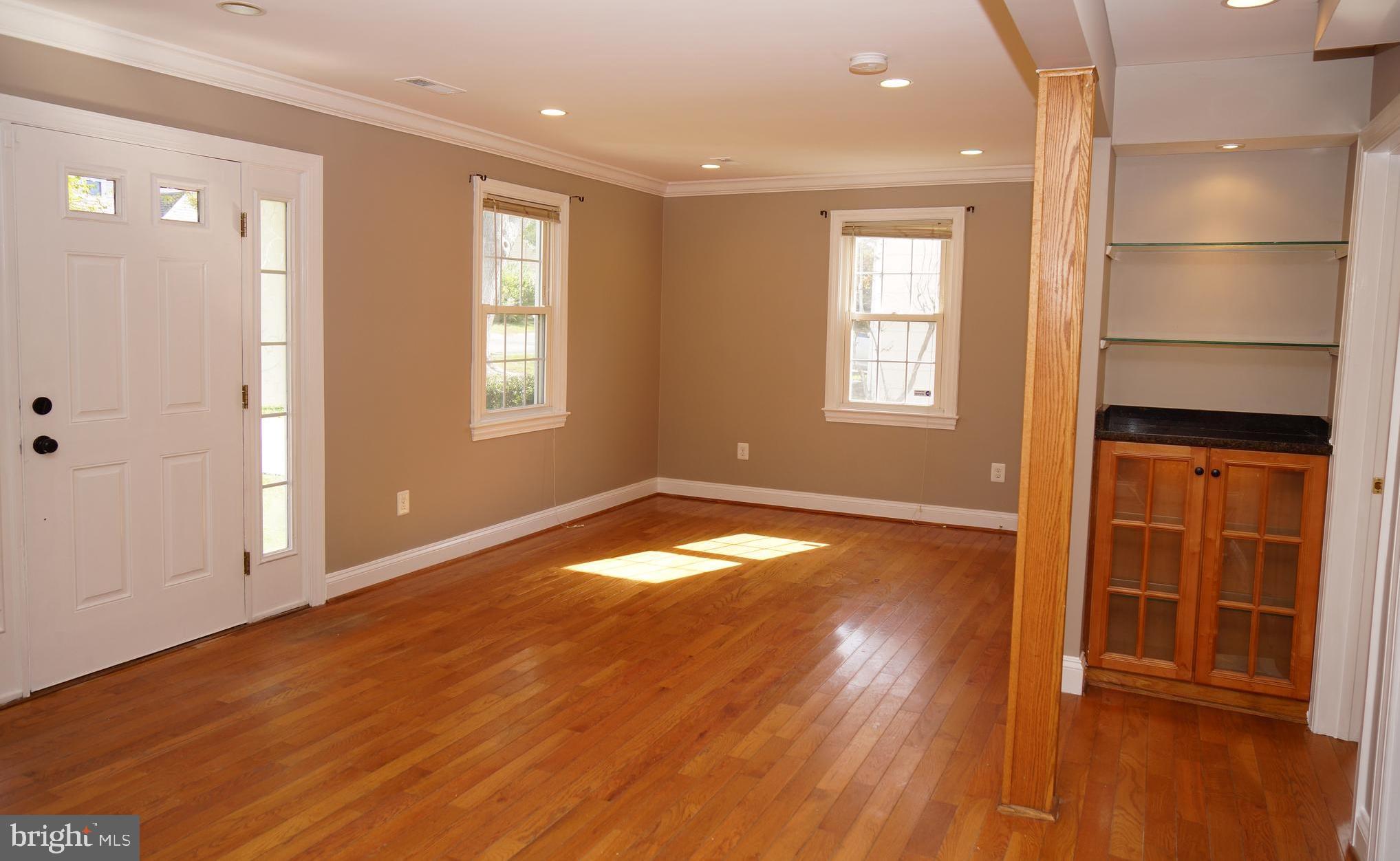 ROCKCREST - Residential Lease