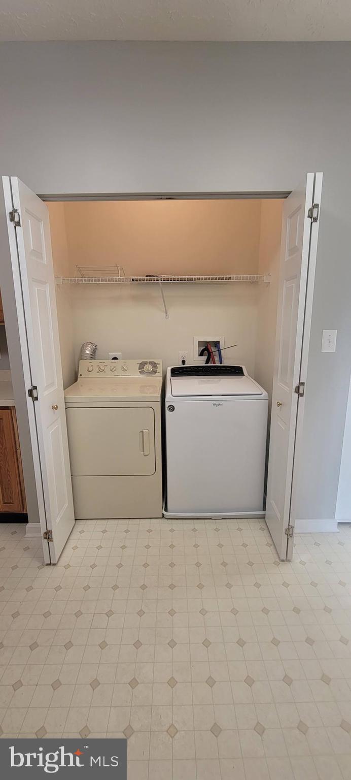 PINEY ORCHARD - Residential Lease