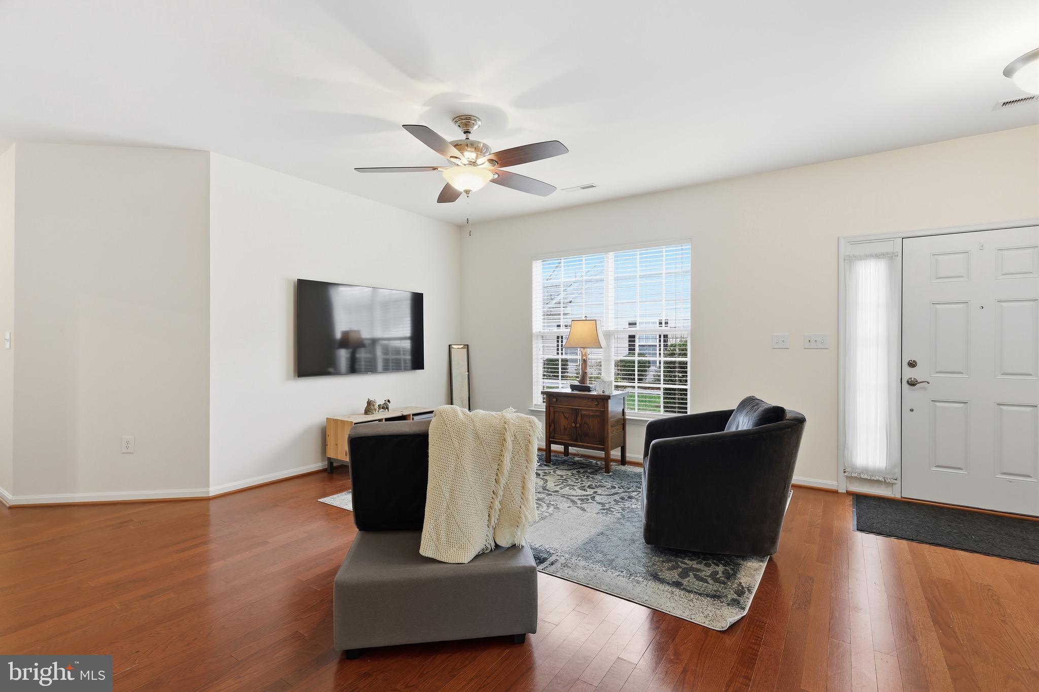 TURNBERRY EAST - Residential