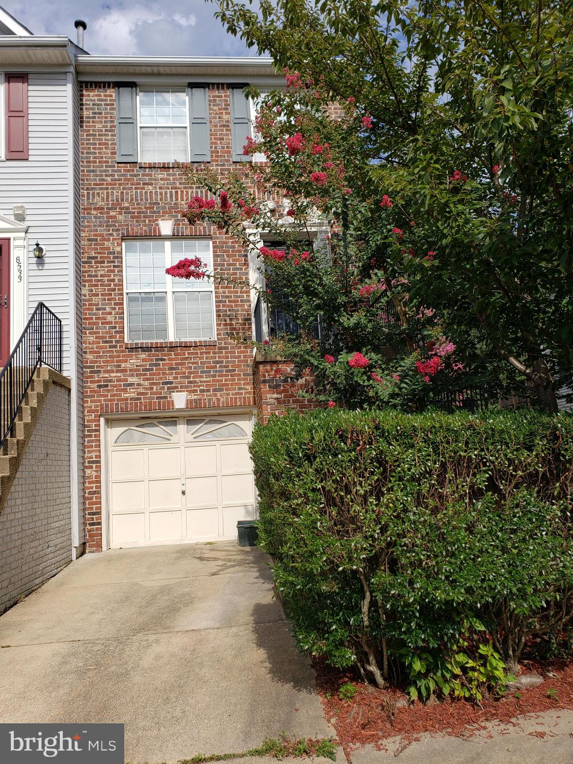 MOUNT VERNON TOWNES - Residential Lease