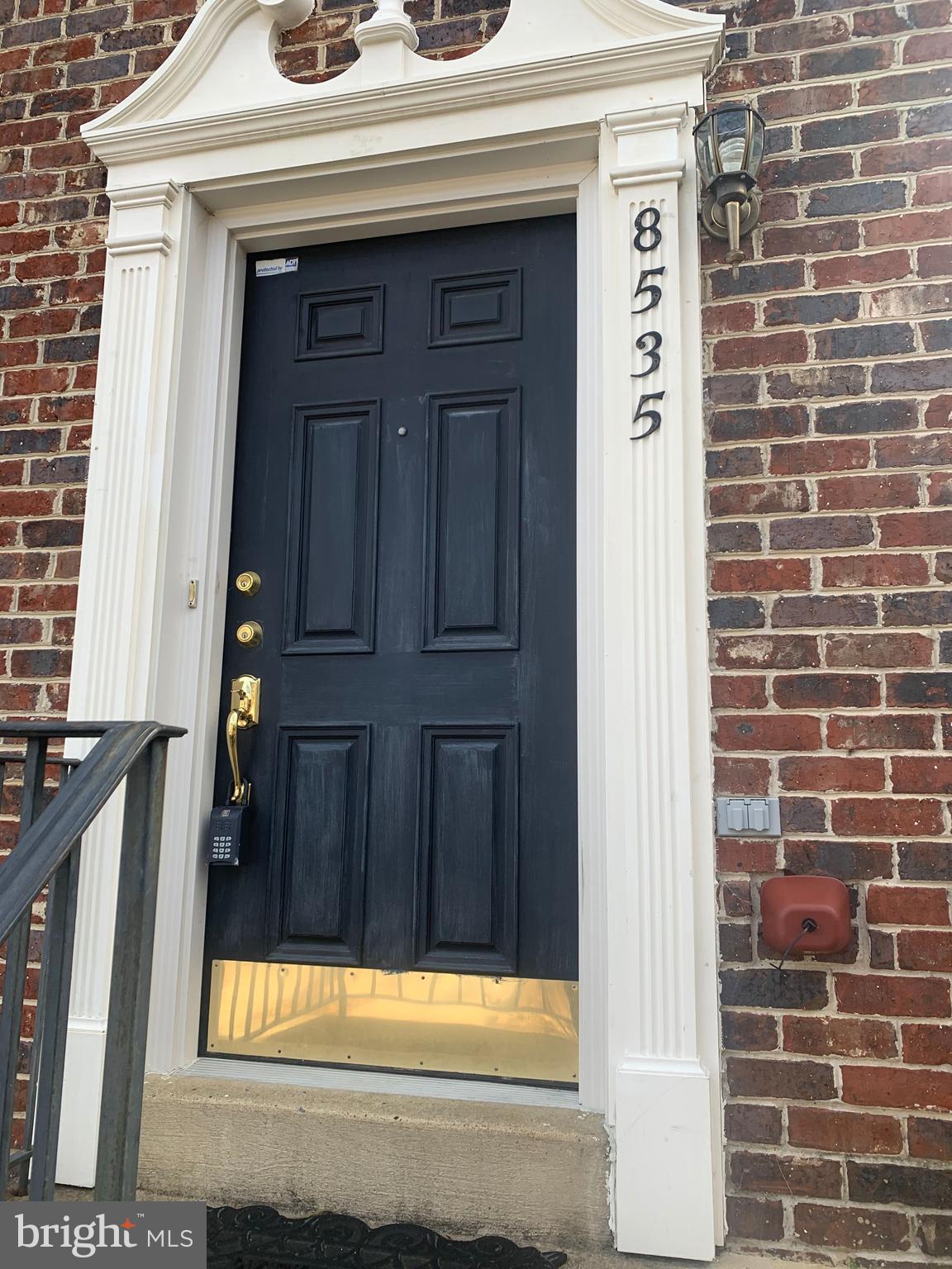 MOUNT VERNON TOWNES - Residential Lease