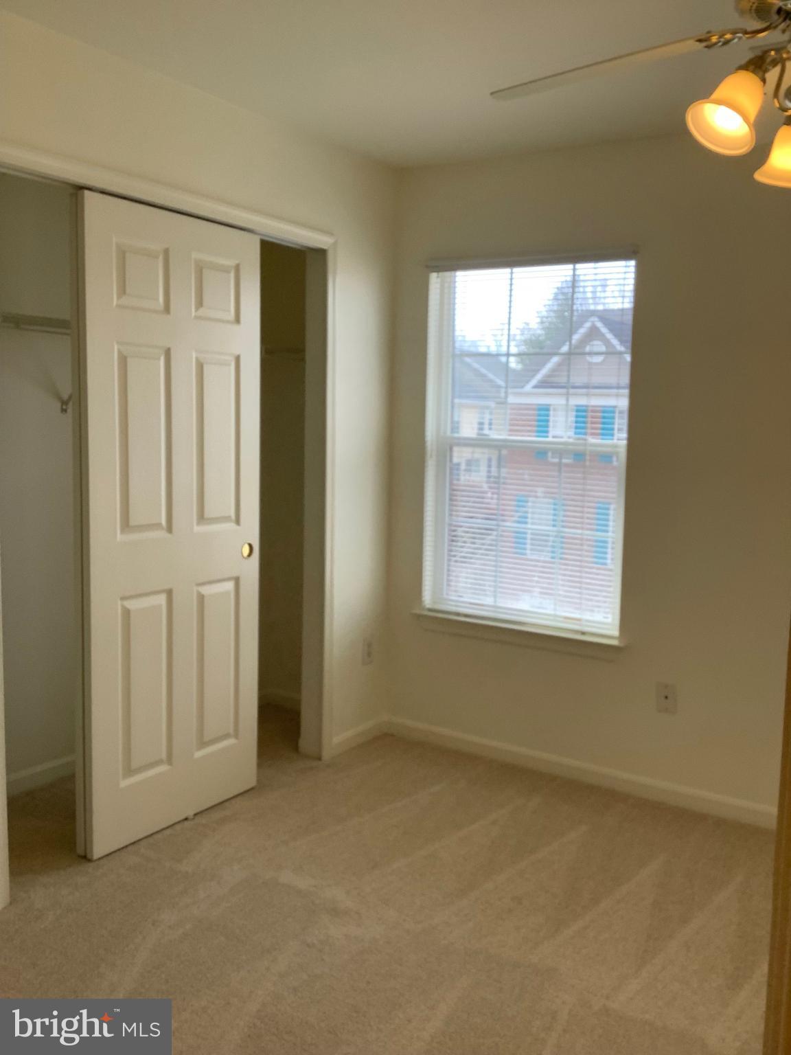 MOUNT VERNON TOWNES - Residential Lease