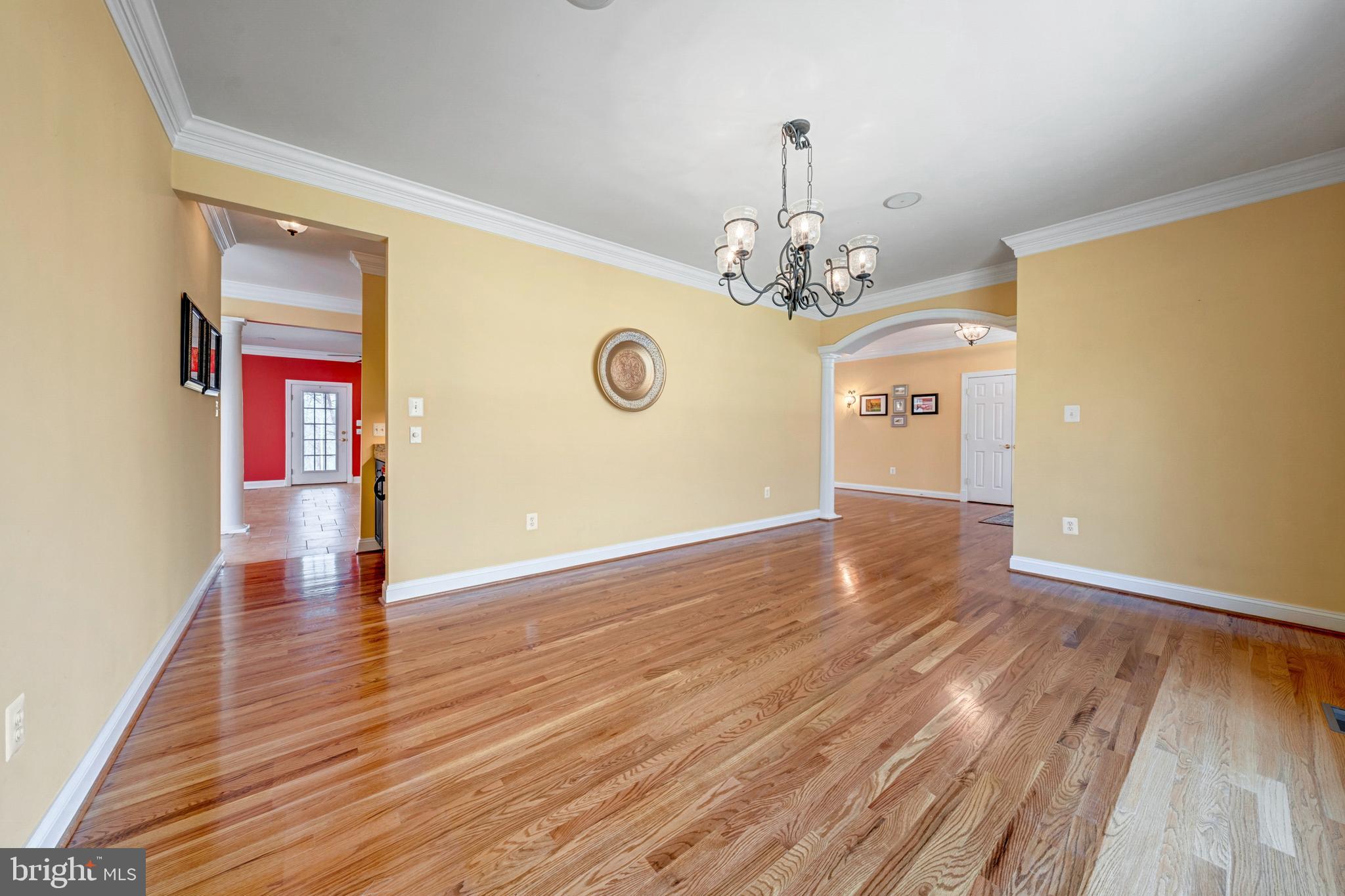 ENGLISH CHASE - Residential