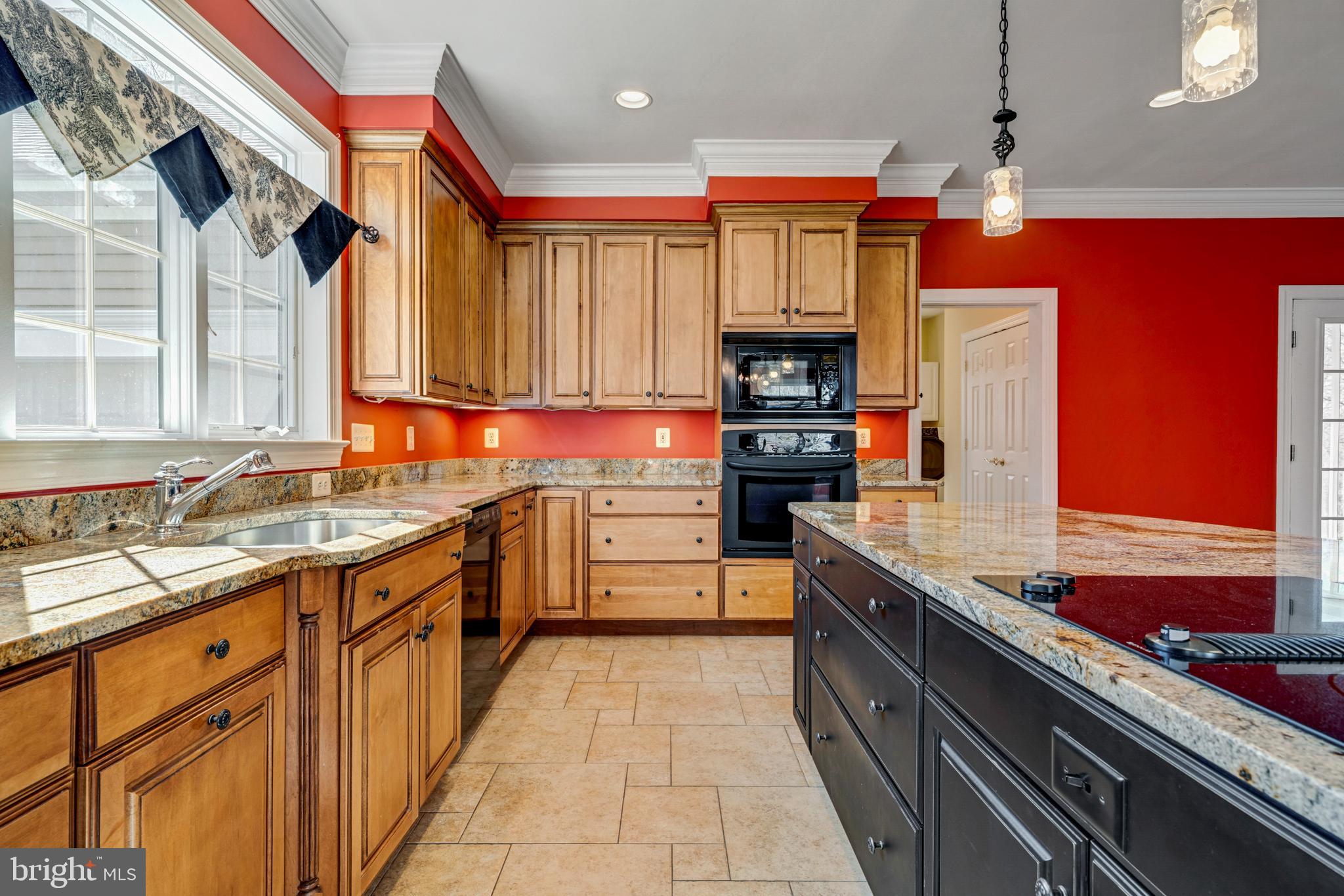 ENGLISH CHASE - Residential