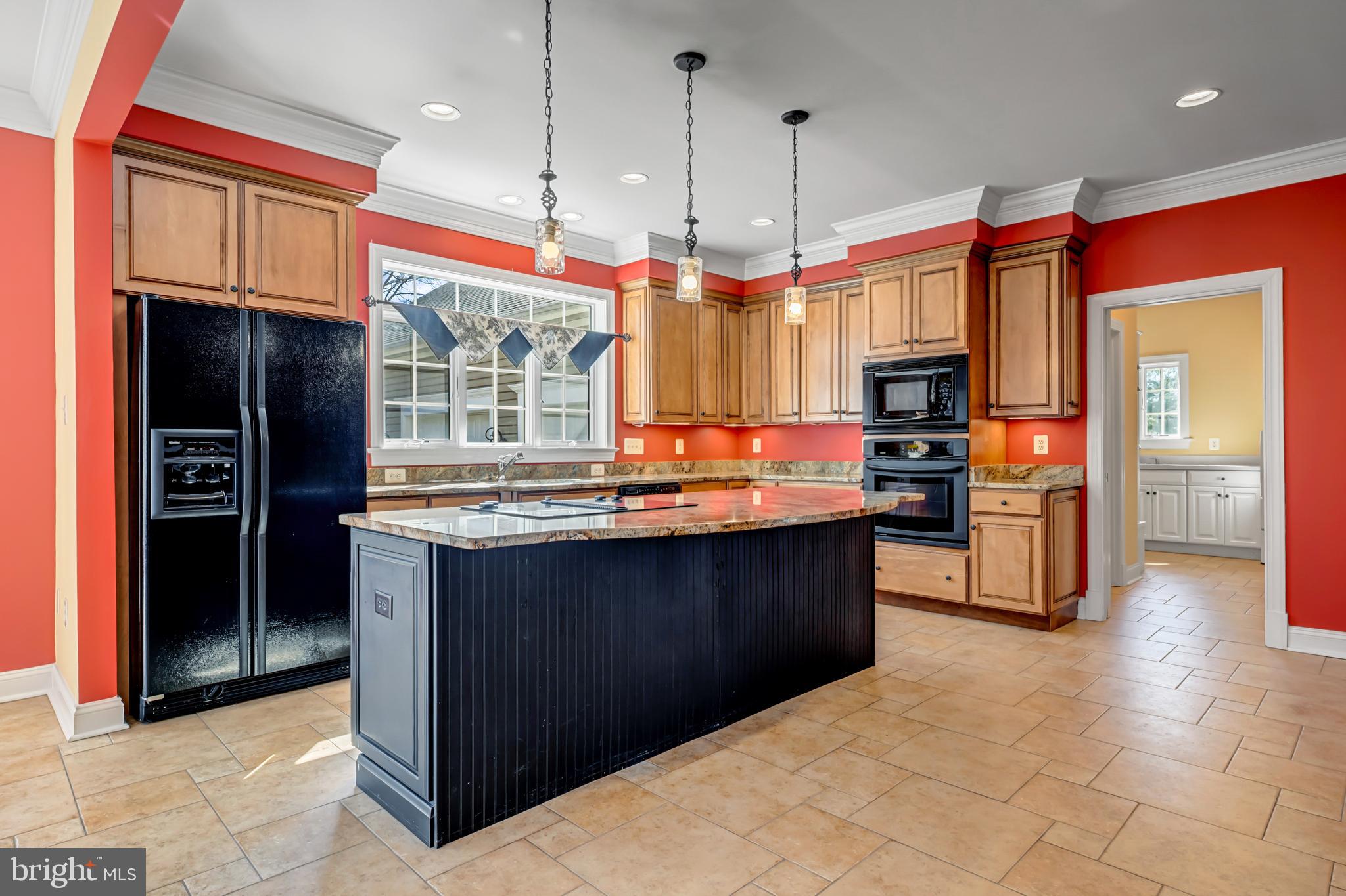 ENGLISH CHASE - Residential