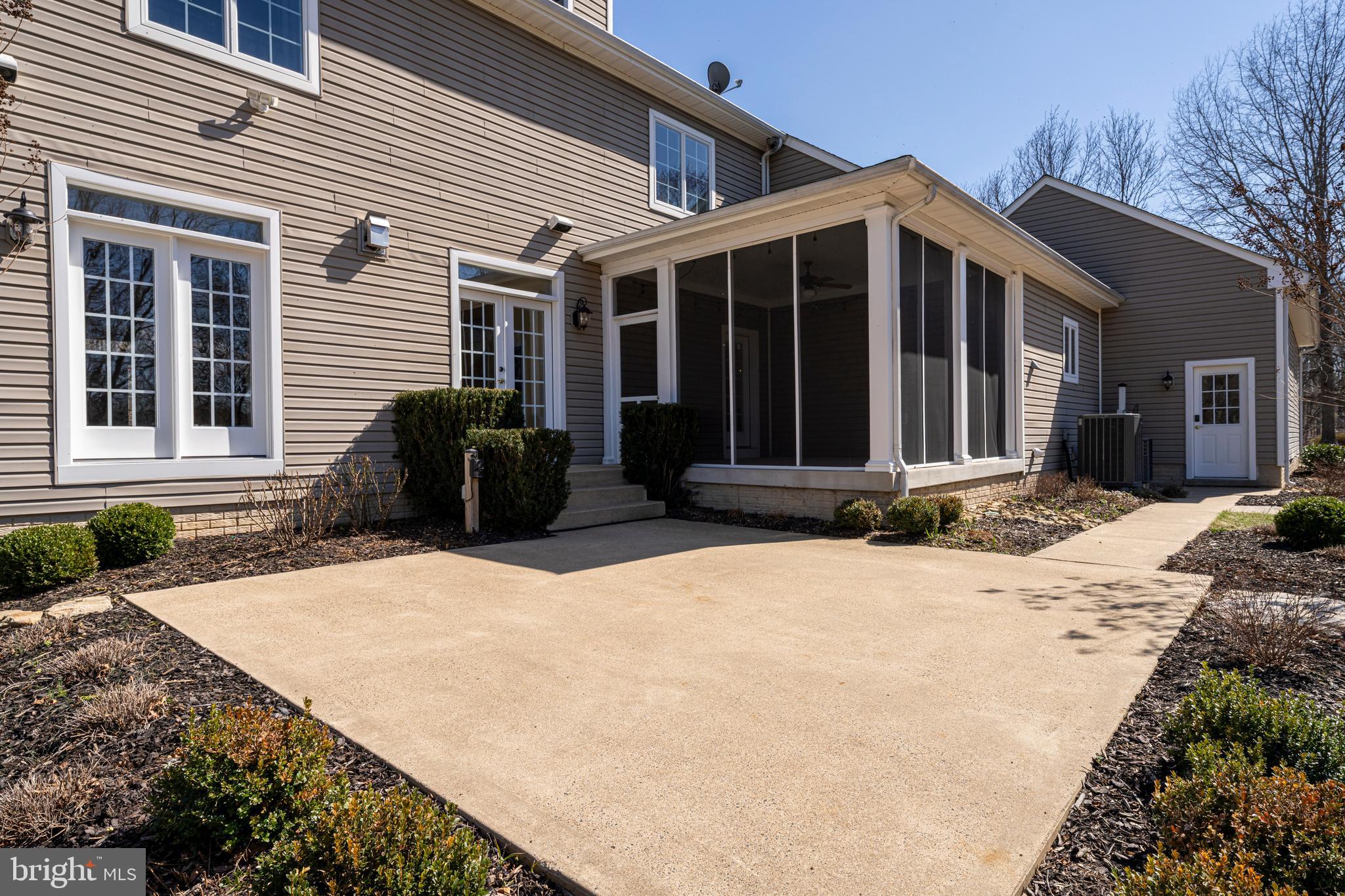 ENGLISH CHASE - Residential