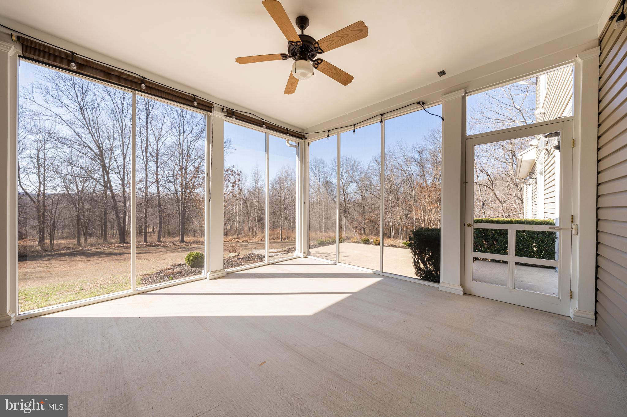 ENGLISH CHASE - Residential