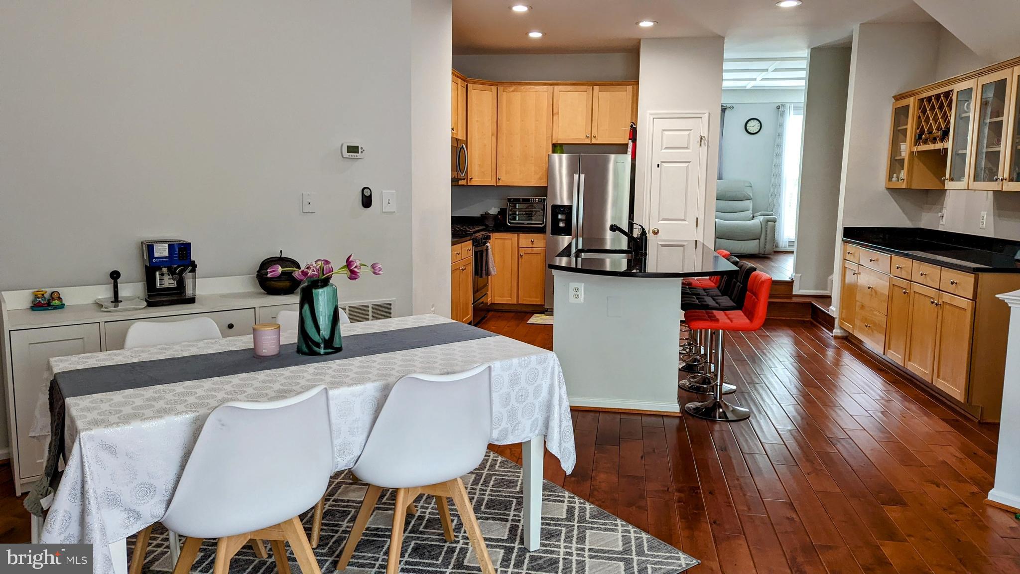 BROADLANDS - Residential Lease