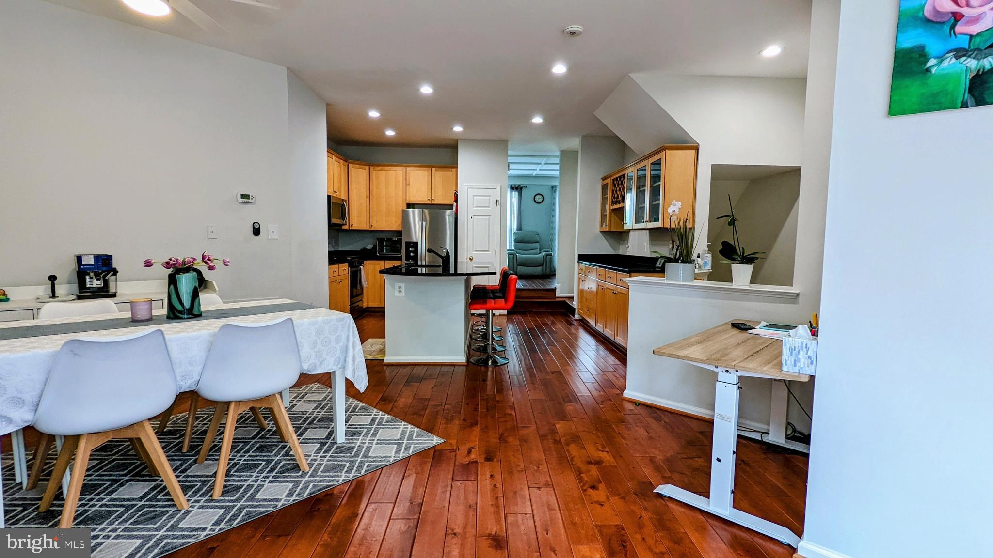 BROADLANDS - Residential Lease