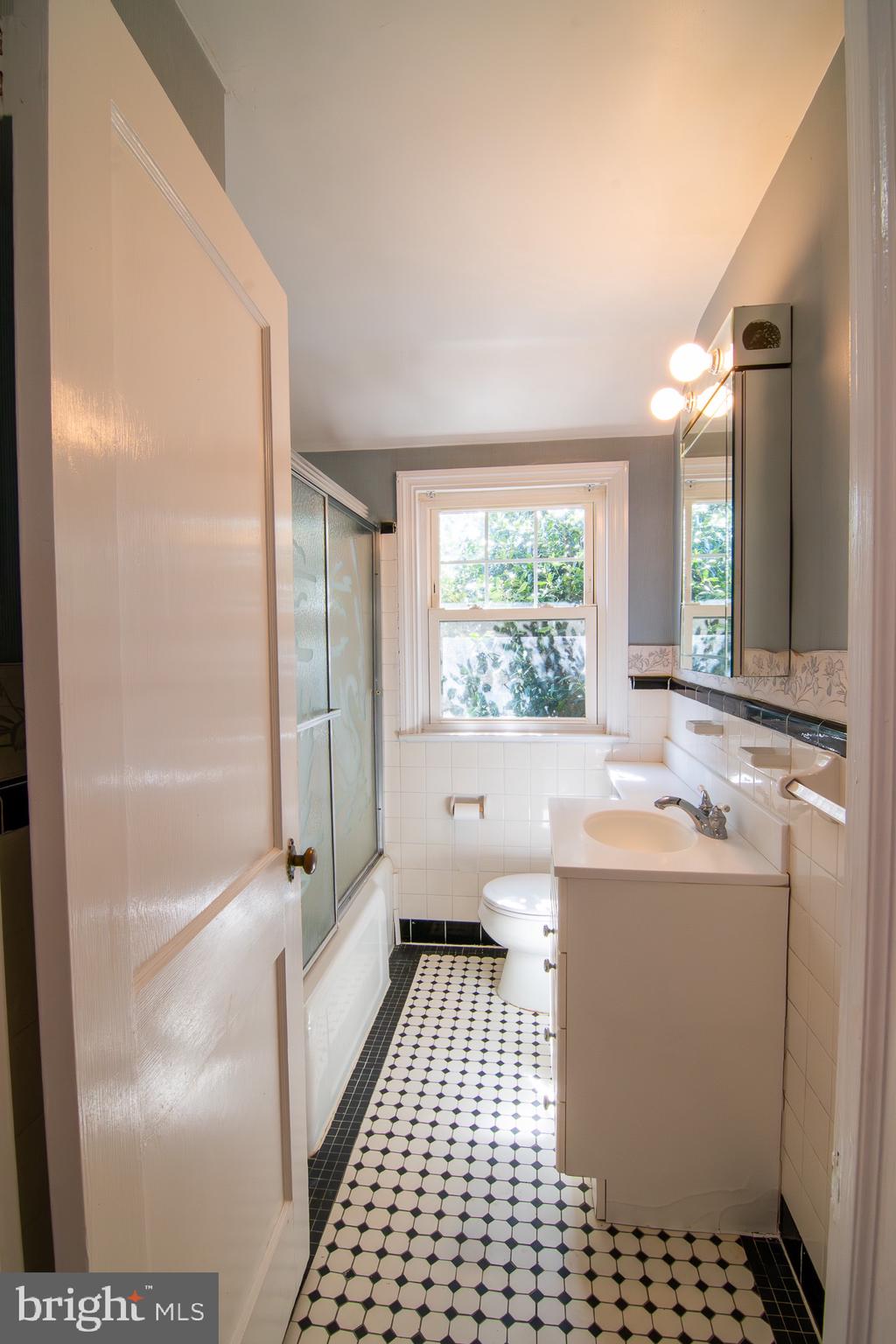 DREXEL HILL - Residential