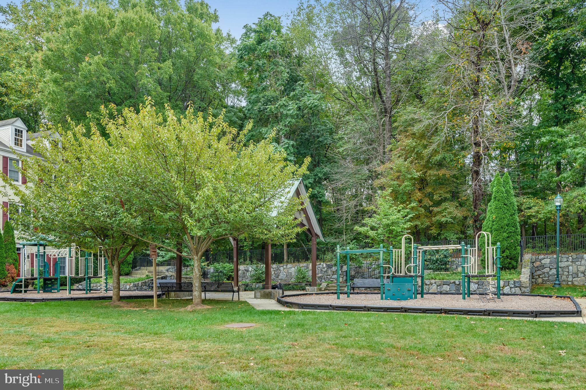 SUMMERFIELD CROSSING - Residential