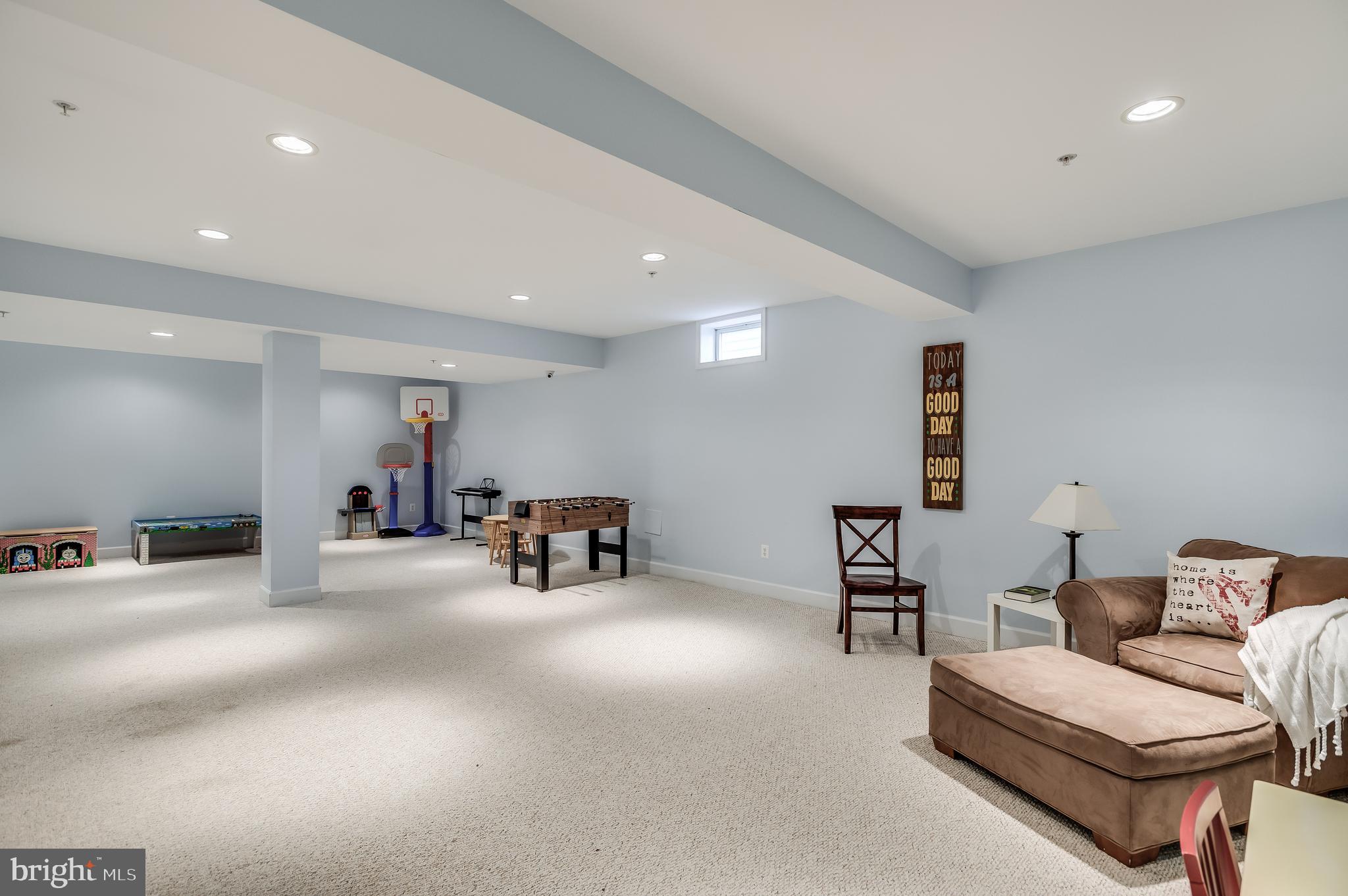 SUMMERFIELD CROSSING - Residential