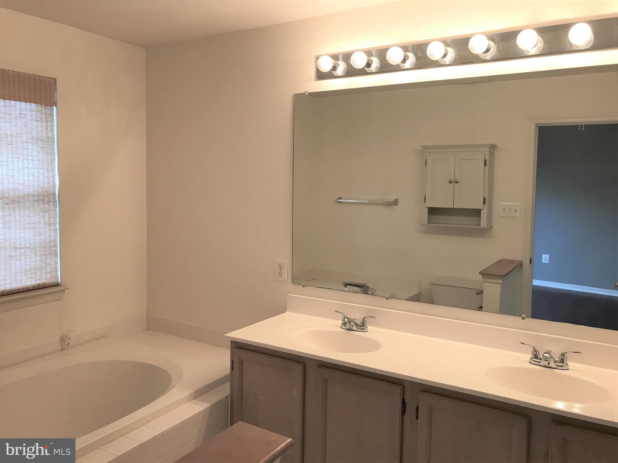 VILLAGE OF LONG REACH - Residential Lease