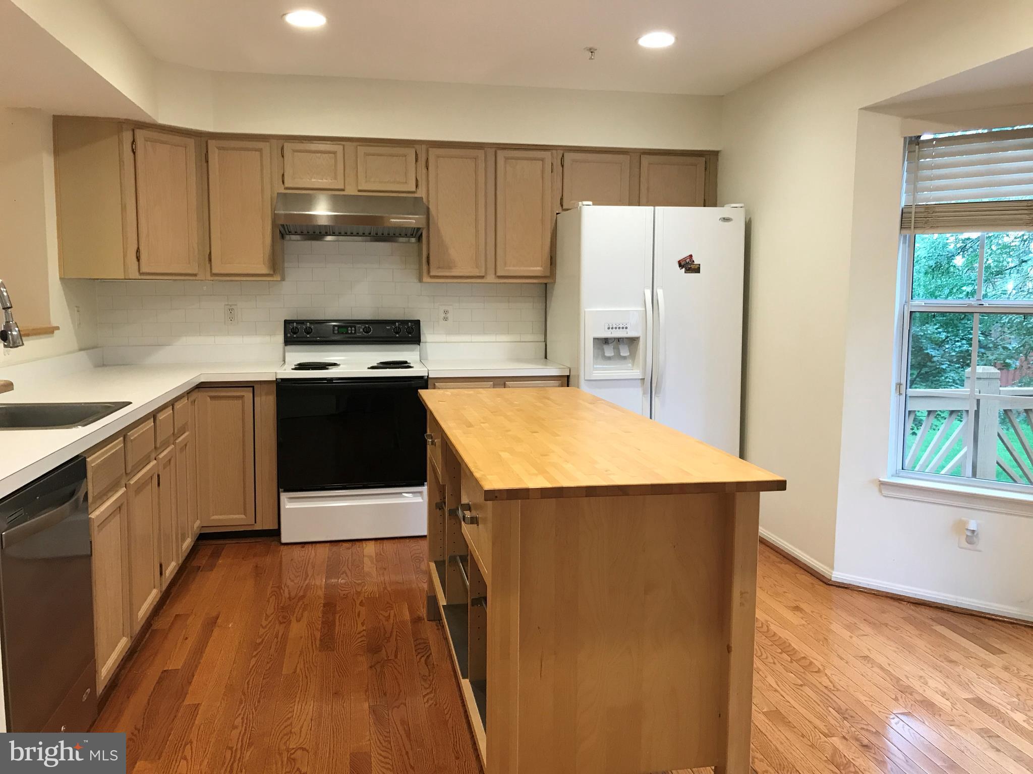 VILLAGE OF LONG REACH - Residential Lease