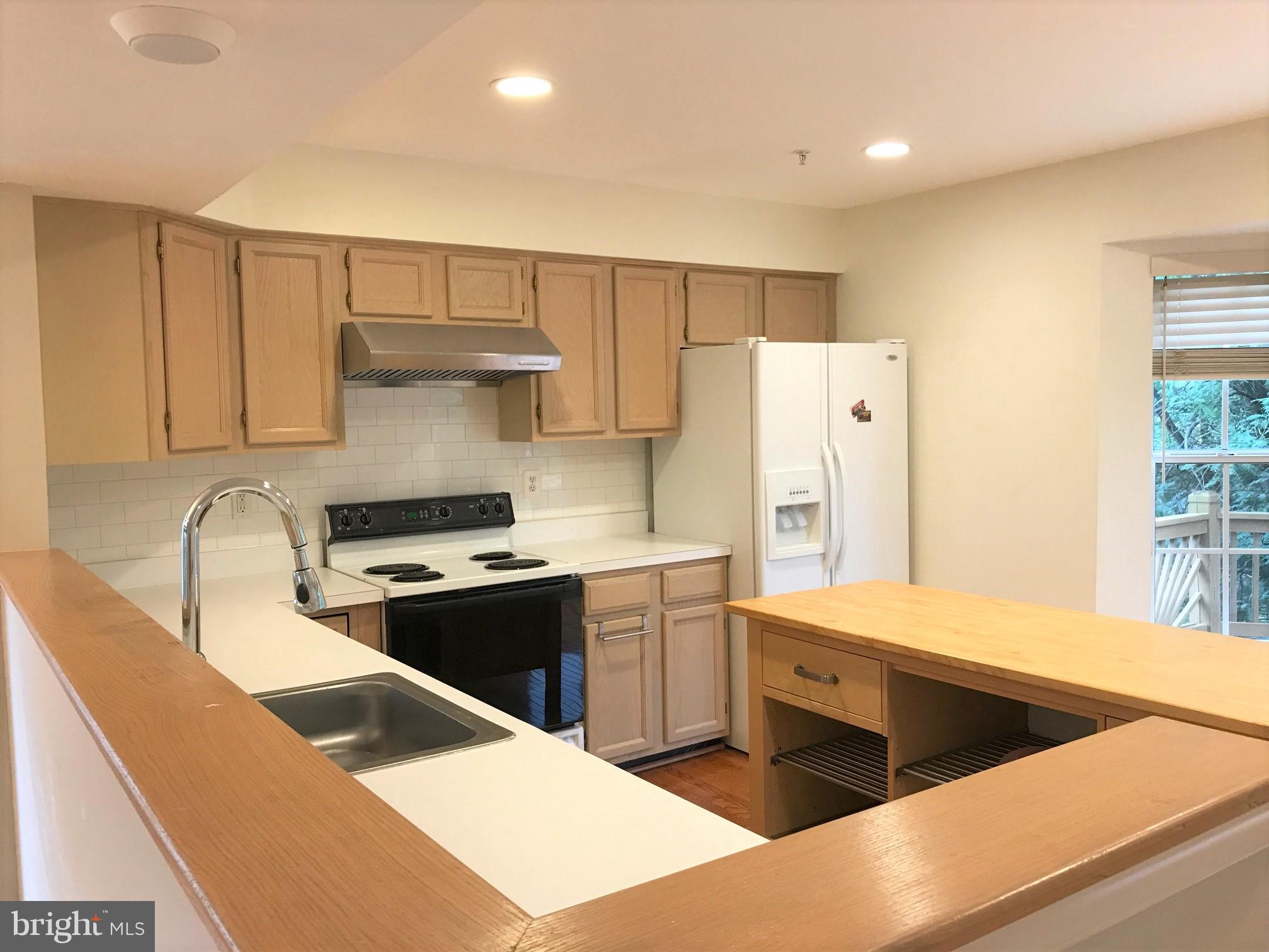 VILLAGE OF LONG REACH - Residential Lease