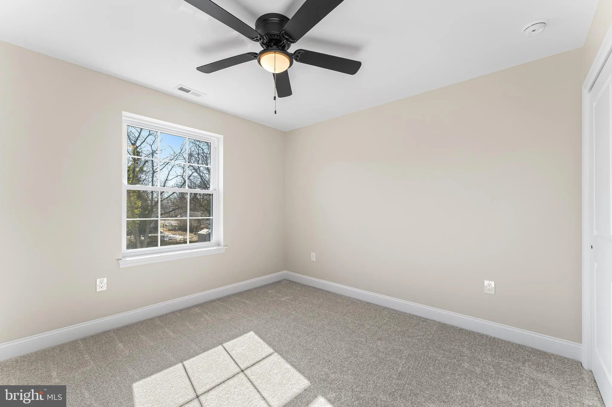 Cherry Hill, New Jersey 08002, United States, 4 Bedrooms Bedrooms, ,3 BathroomsBathrooms,Residential,Active,121987