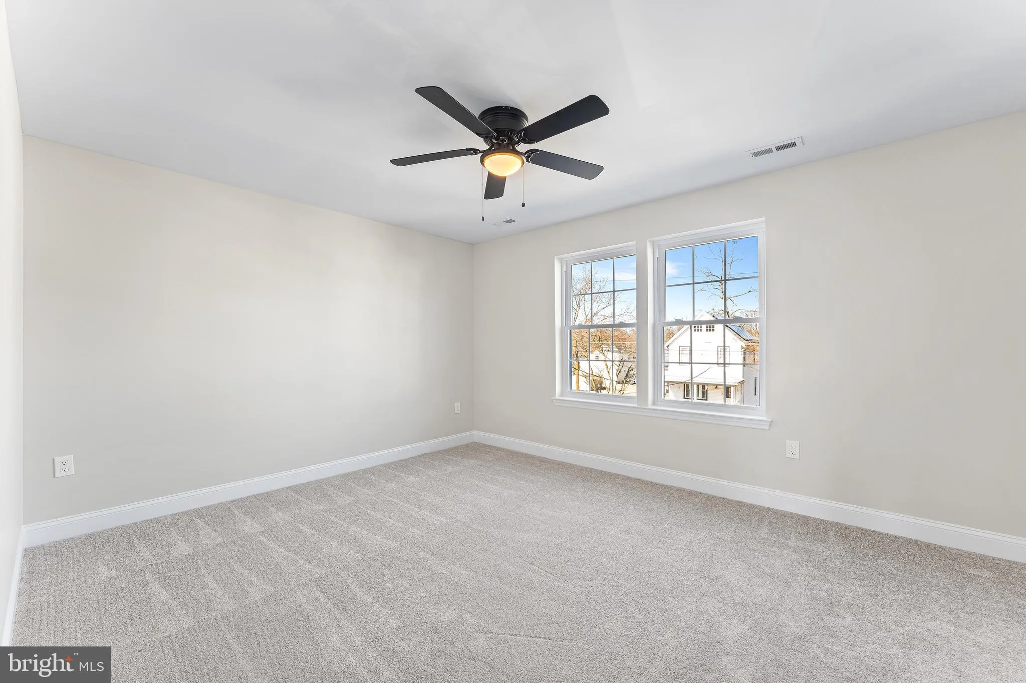 Cherry Hill, New Jersey 08002, United States, 4 Bedrooms Bedrooms, ,3 BathroomsBathrooms,Residential,Active,121987