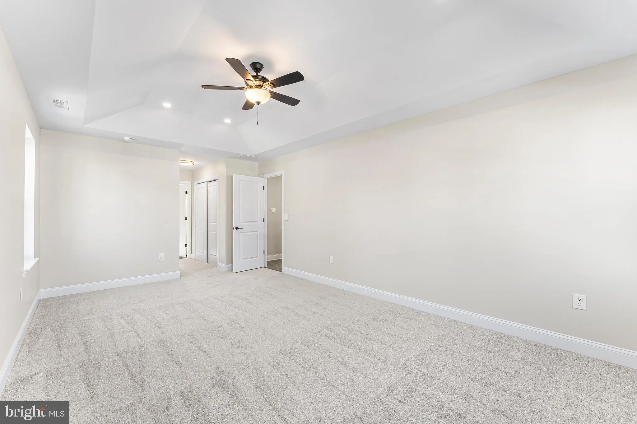 Cherry Hill, New Jersey 08002, United States, 4 Bedrooms Bedrooms, ,3 BathroomsBathrooms,Residential,Active,121987