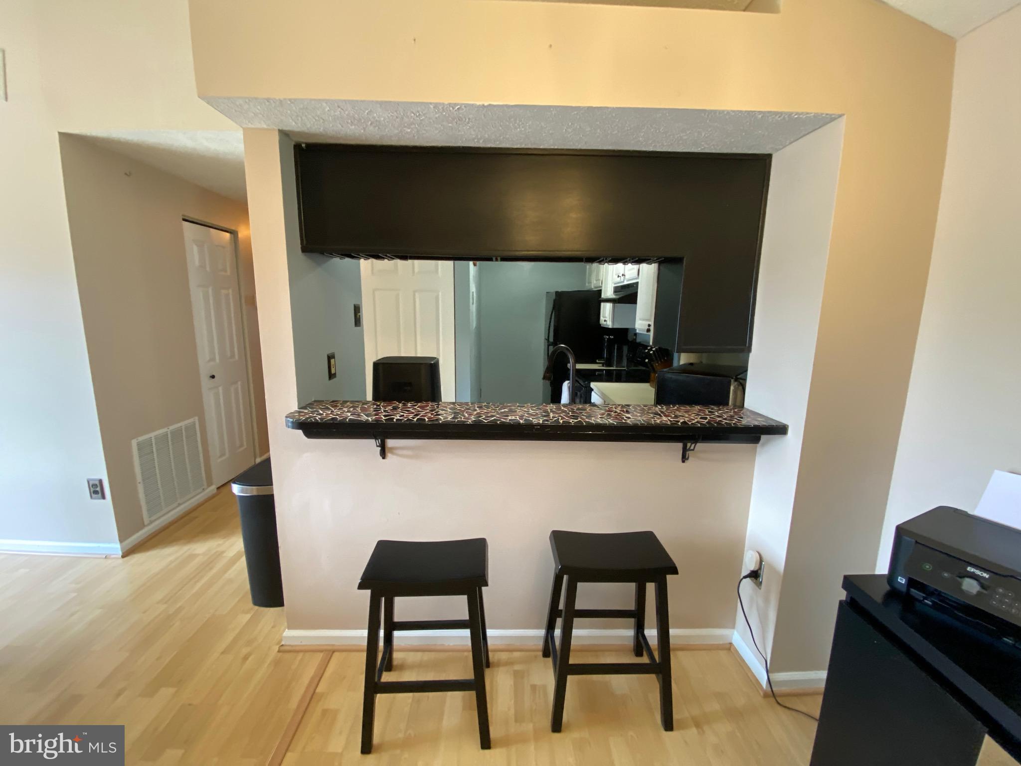 LAUREL WOODS - Residential