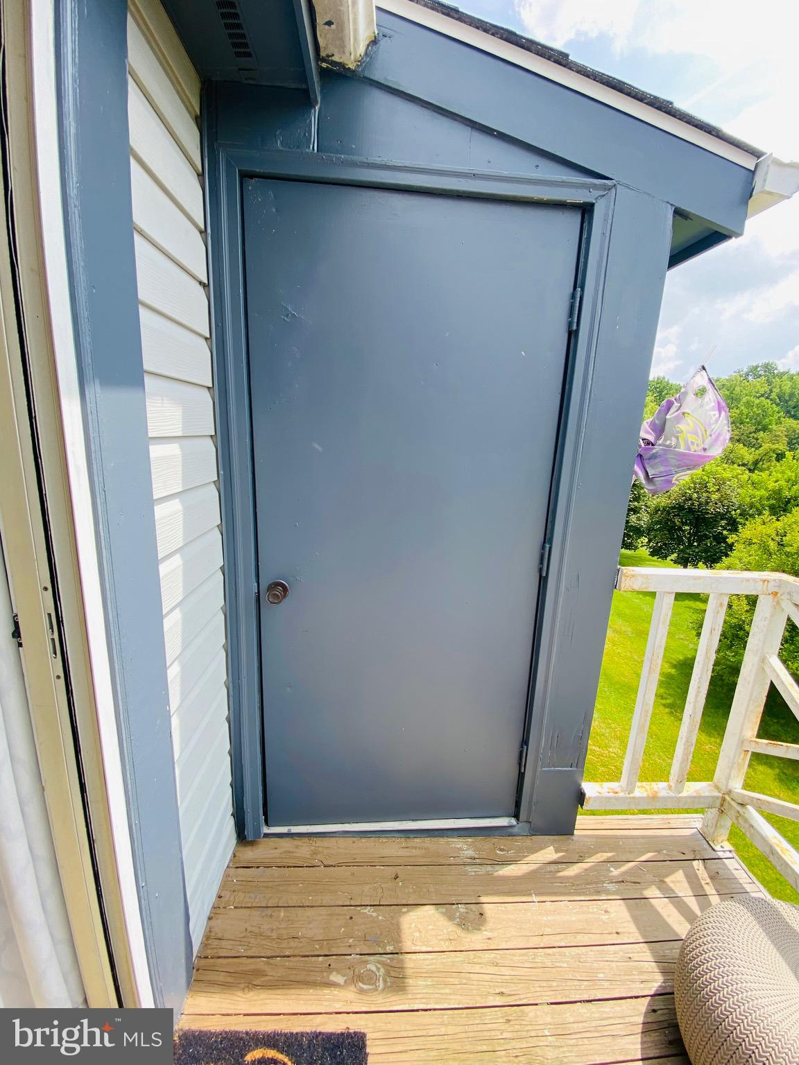 LAUREL WOODS - Residential