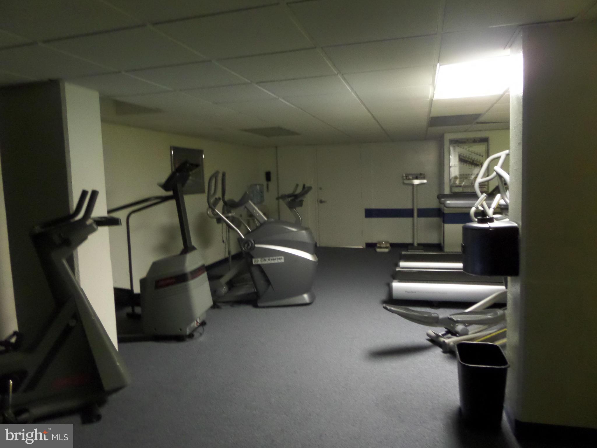 THE CHATHAM - Residential Lease