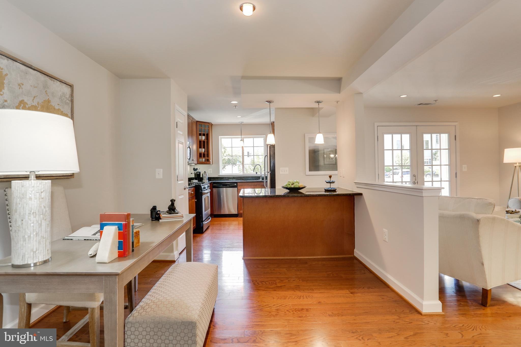 WEST VILLAGE OF SHIRLINGTON - Residential