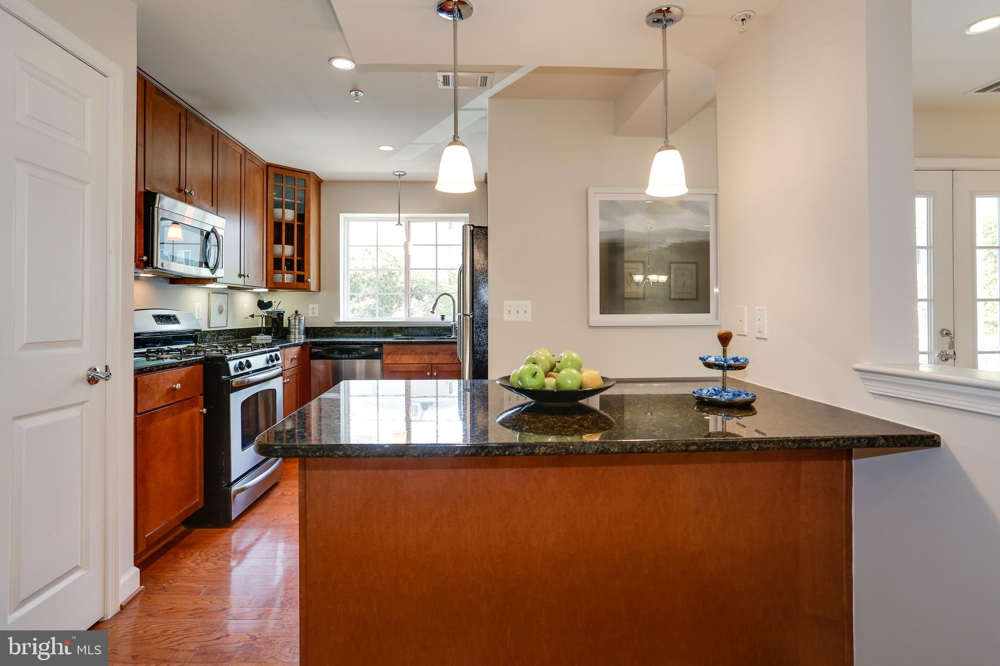 WEST VILLAGE OF SHIRLINGTON - Residential