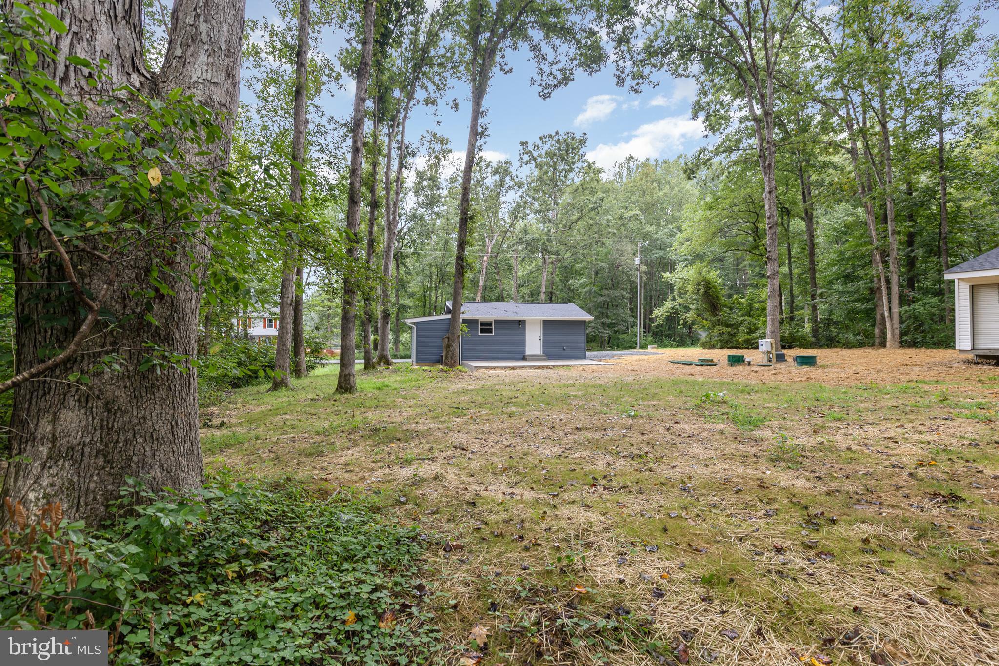 HIDDEN LAKE - Residential