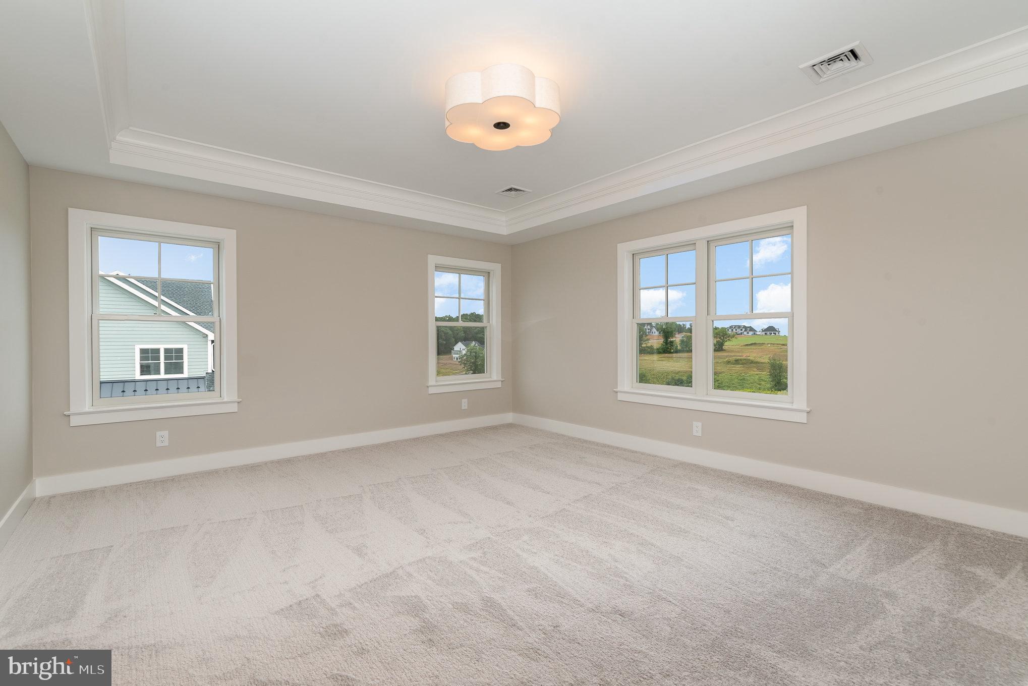 FARM CREST - Residential