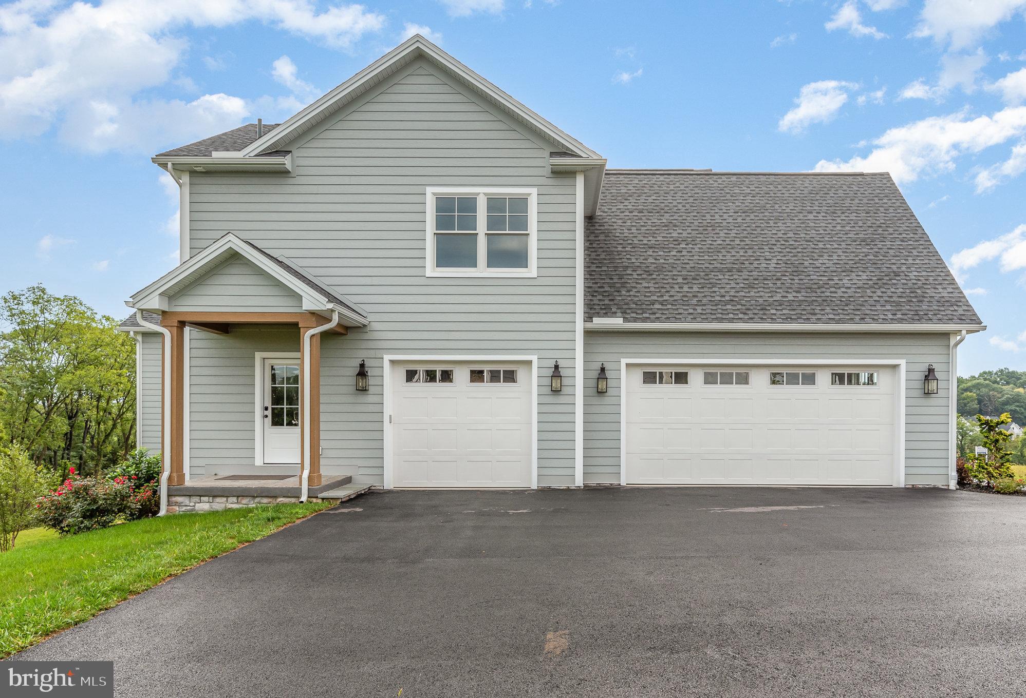 FARM CREST - Residential