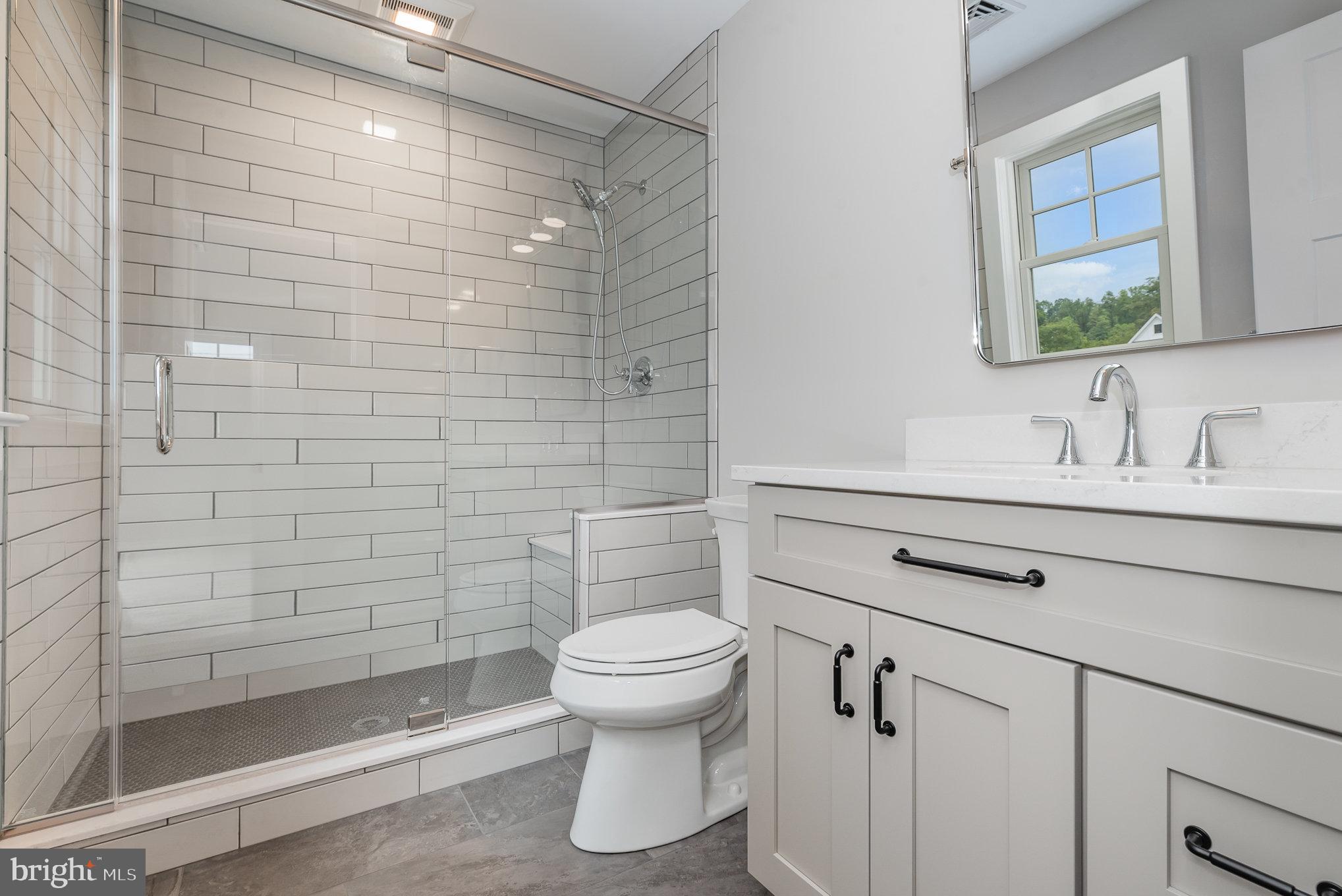 FARM CREST - Residential