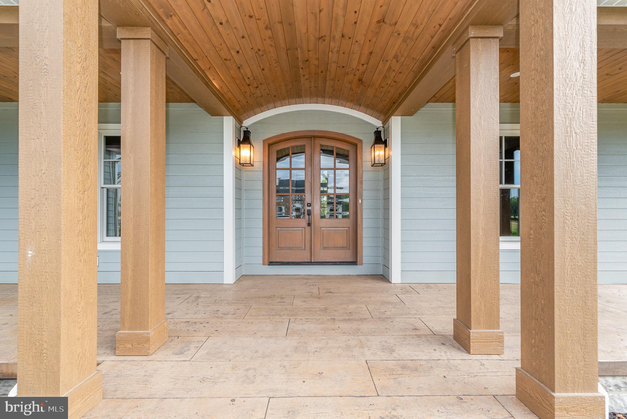 FARM CREST - Residential