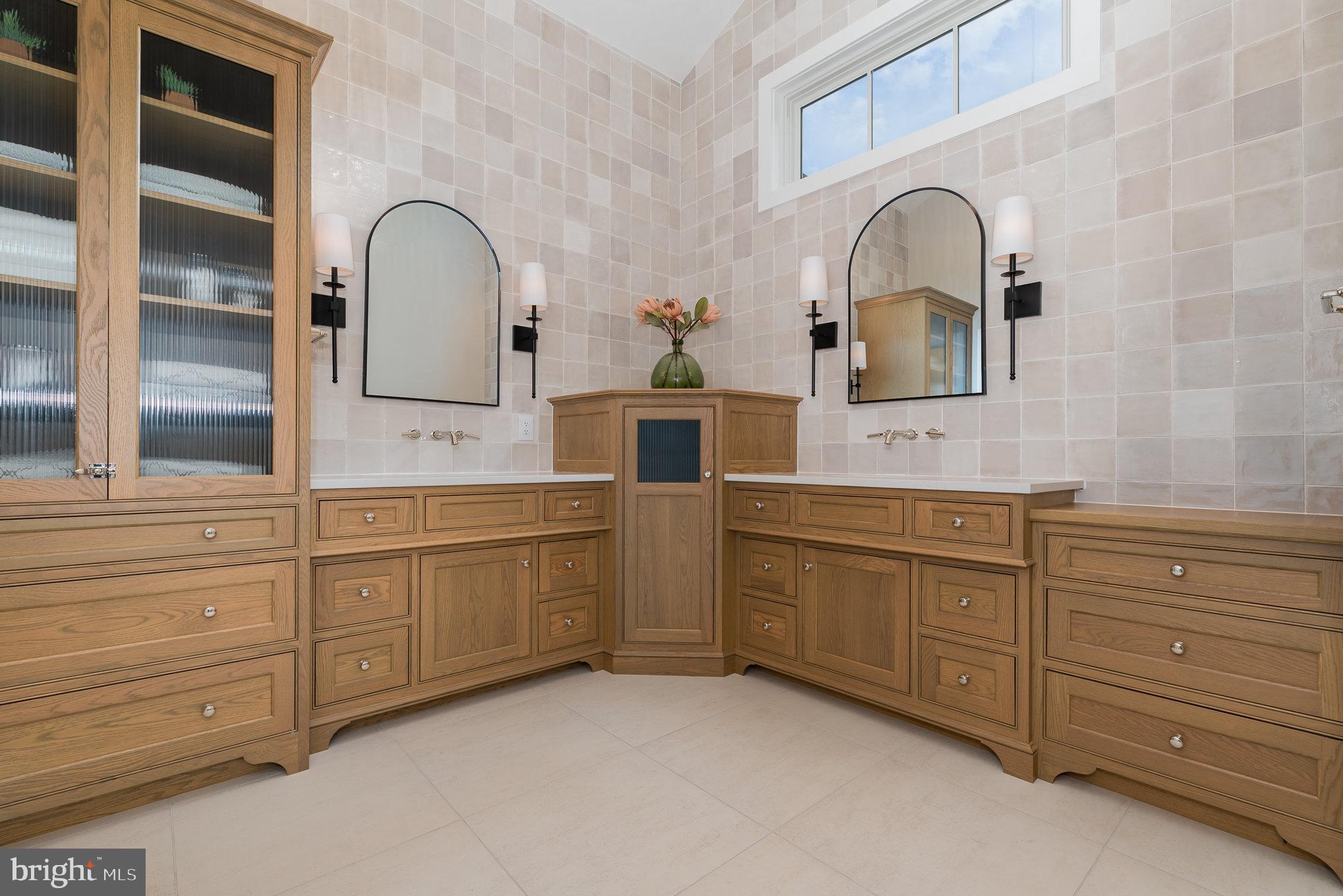 FARM CREST - Residential