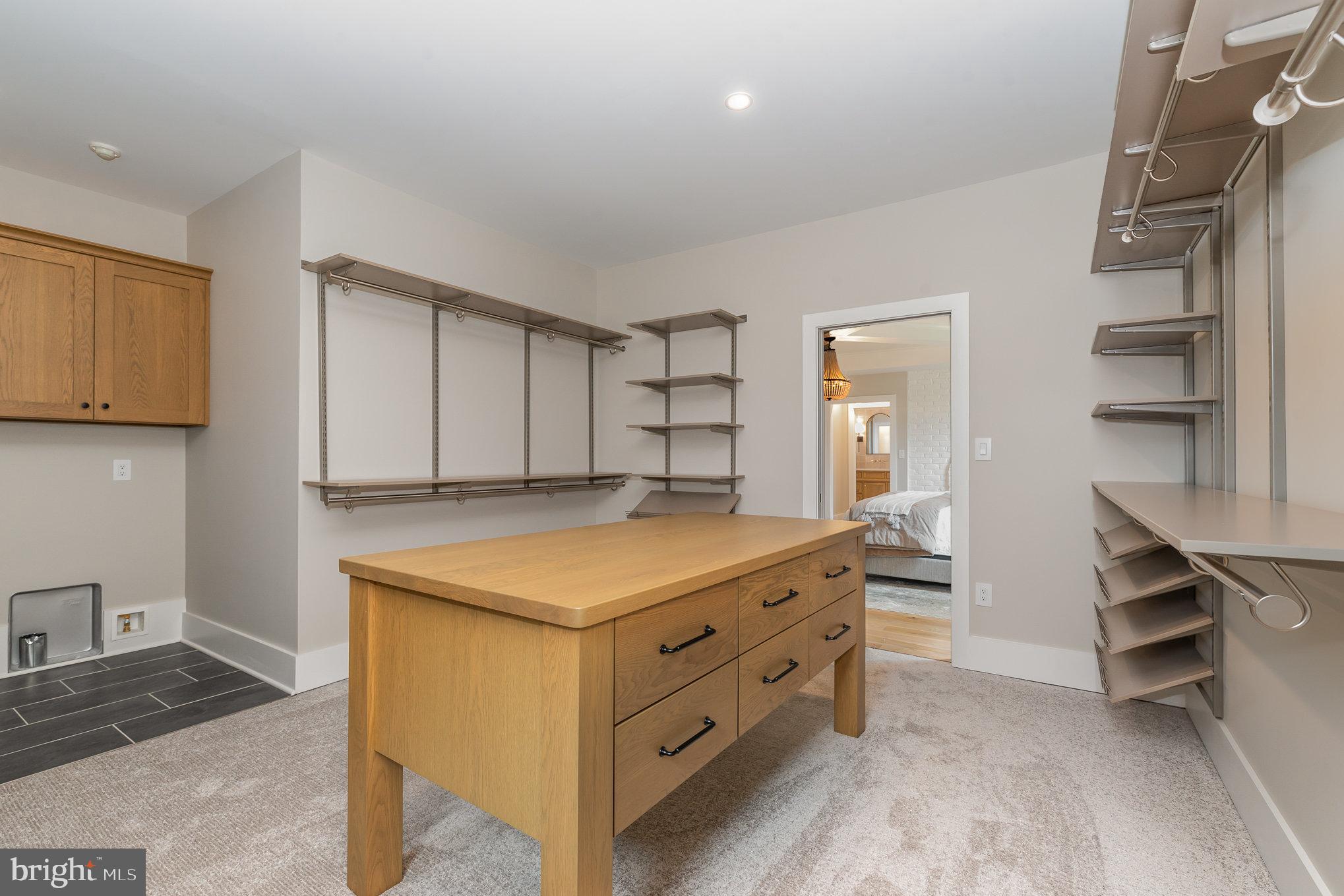 FARM CREST - Residential