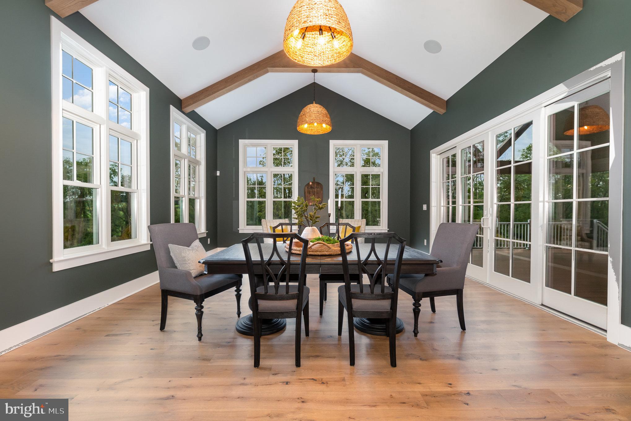 FARM CREST - Residential