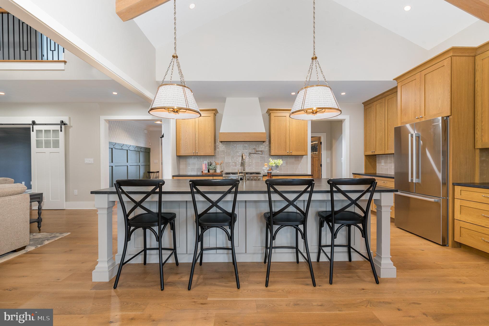 FARM CREST - Residential