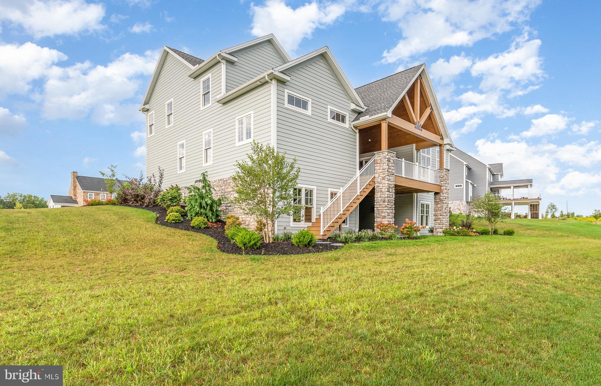 FARM CREST - Residential